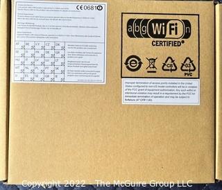 NOS Networking and Communication Equipment: ARUBA NETWORKS 124 Wireless Access Point.   SN AJ0303455  MAC D8C7C8C5257E