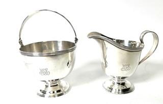 Tiffany Edwardian Classical Sterling Silver 3-Piece Coffee Set. 853 grams total weight. 