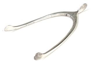 Gorham Wishbone Sterling Silver Hinged Sugar Tongs Nips.  13 grams. 