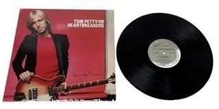 Classic Rock Vinyl Record Album: Tom Petty & the Heartbreakers -"Damn The Torpedoes" MCA 5015