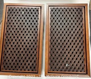 Vintage 4-Way Speakers: SANSUI SP2000 : 15" x 25 3/4" x 12 3/4" 45lb@