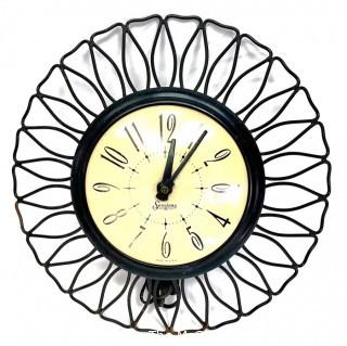 Mid Century Metal Sunburst Wall Clock Made by Sessions. 12" diameter  