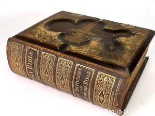 1876 Victorian Glit Tooled Leather Holy Bible Full of  Engravings and Illustrations. 