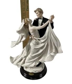 Florence Sculture d'Arte  Porcelain Figurine “True Love” by Giuseppe Armani 