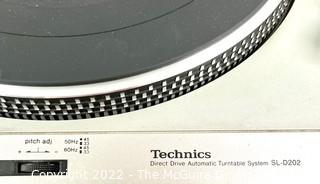 Technics SL-D202 Vintage Turntable