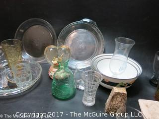 Collection including pyrex and green crackle glass pitcher 