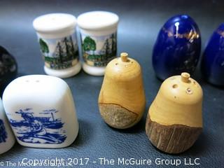 Assorted salt and pepper sets including Ocean City 