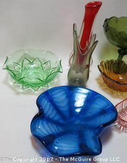 Collection of mostly vintage glassware 