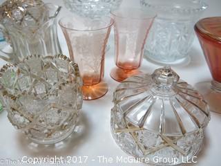 Assortment of glassware 