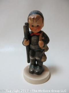 Hummel Goebel Figurine