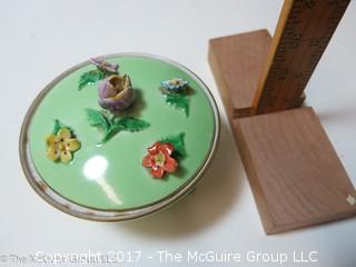 Dresden tri-footed covered bowl with floral decoration