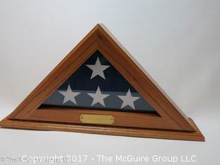 Mantle Flag box with flag