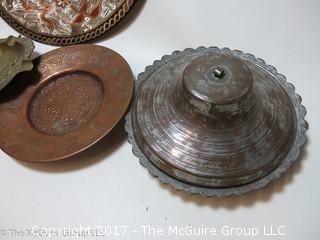 Assortment of brass and copper including decorative wall plate 