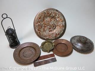 Assortment of brass and copper including decorative wall plate 