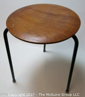 Tri-legged wood stool 