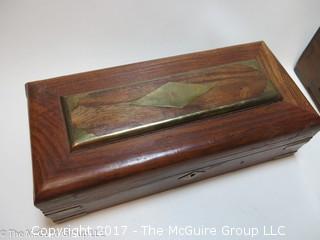 1 wooden keepsake box and 1 jewelry box