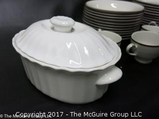 Mikasa China Set; English Brocade 