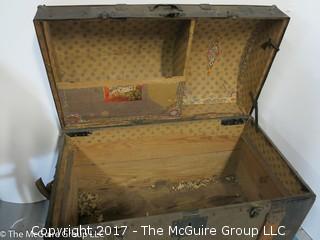 Vintage Steamer Trunk; 30 x 17 x 21"T