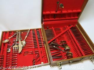 Cutlery set in presentation box 