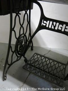 Vintage Cast Iron Treadle Singer Sewing Machine 