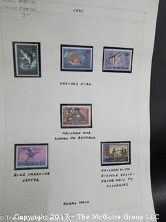 (#2153) Collection of Vietnam stamps and binder 