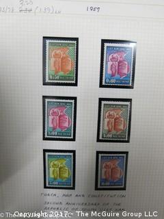 (#2153) Collection of Vietnam stamps and binder 