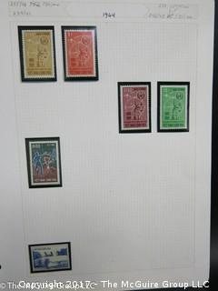 (#2153) Collection of Vietnam stamps and binder 