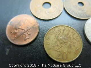 COLLECTION OF FOREIGN COINS INCLUDING SOUTH AFRICA, RHODESIA AND KENYA