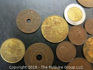 COLLECTION OF FOREIGN COINS INCLUDING SOUTH AFRICA, RHODESIA AND KENYA