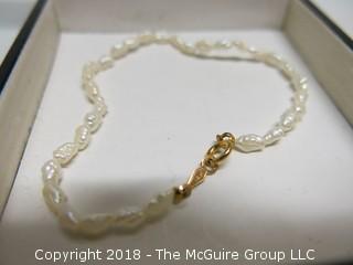 LADIES SEA PEARL BRACELET WITH 14K CLASP