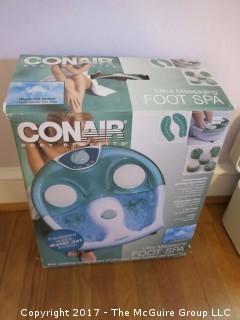 Conair Foot Spa and (2) Vick's steamers 