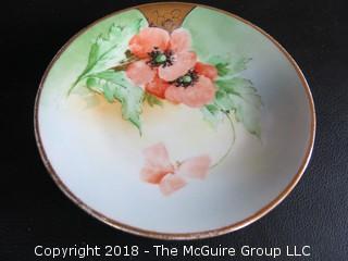 Assortment including collector plates, Wallace Color Clad bowl and large leaded glass vase