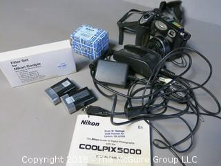 Nikon Coolpix 5000 and accessories 