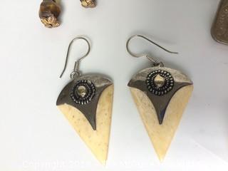 Five Pairs of Earrings Made of Bone, Tigereye, Glass Hearts, and 2 Sets of Coins 