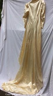 Vintage Silk Wedding Dress with Long Train Size Small