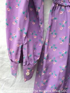 Vintage Diane von Furstenberg Silk Size 10 Long Sleeved Flower Pattern Dress with Belt