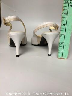 Vintage Diane von Furstenberg Cream and Taupe Slingback Heels Size 6M