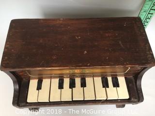 Vintage Working Schoenhut Piano