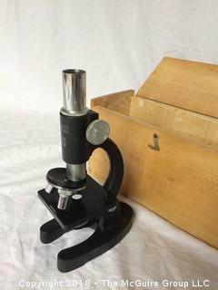 Vintage Microscope in Box x300 with 11 Slide Cards