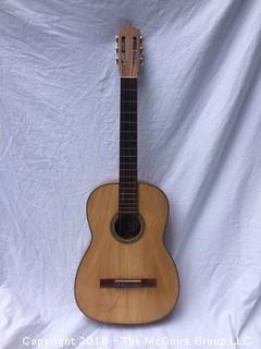 Vintage La Valenciana Wood Classical Acoustic Guitar