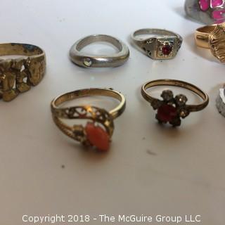 Collection of 9 Costume Jewelry Rings