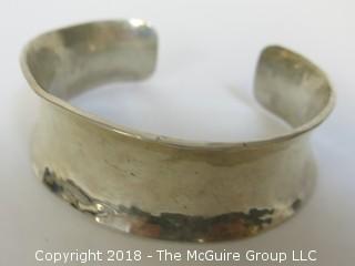 Men's Hammered Sterling Cuff Bracelet; total weight 84g 