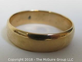 Men's 14K Gold Band; total weight 6g