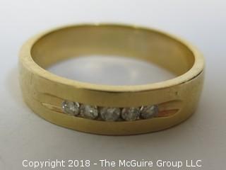 Men's 14K Yellow Gold Ring with 5 Channel Set Diamonds; total weight 10g 