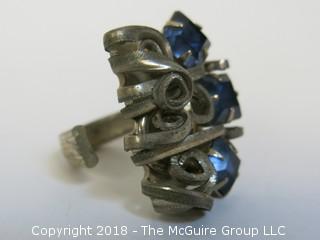 Men's Large (unsized) Ring, marked Modern Silver Plate  