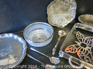 Collection including silverplate and glassware