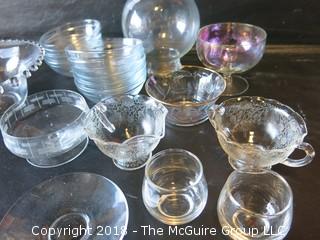 Collection of glassware including hobnail style clear glass bowl 