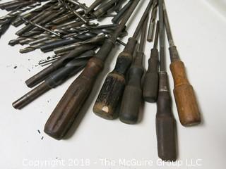 Collection ot vintage tools including wood handled vintage screwdrivers  