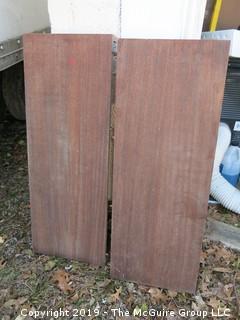 Mahogany Dining table w/2 leaves; made by Red Lion Table Co., Red Lion, Penna.