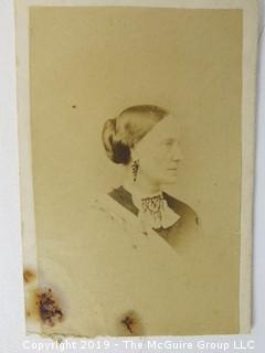 2 1/2 x 4" Photo Cabinet Card: Portrait of a Woman